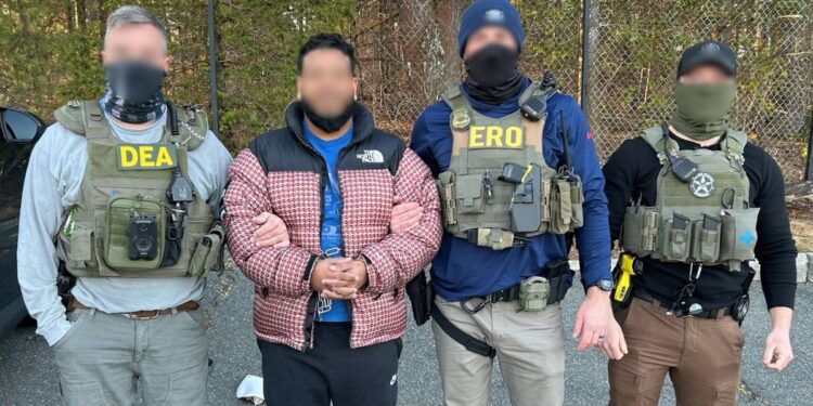 Fugitive murder suspect apprehended by ICE in Boston