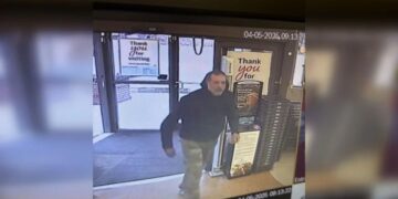 Holden Police Need Public Help To Identify Suspects In Walgreens Larceny On Shrewsbury Street